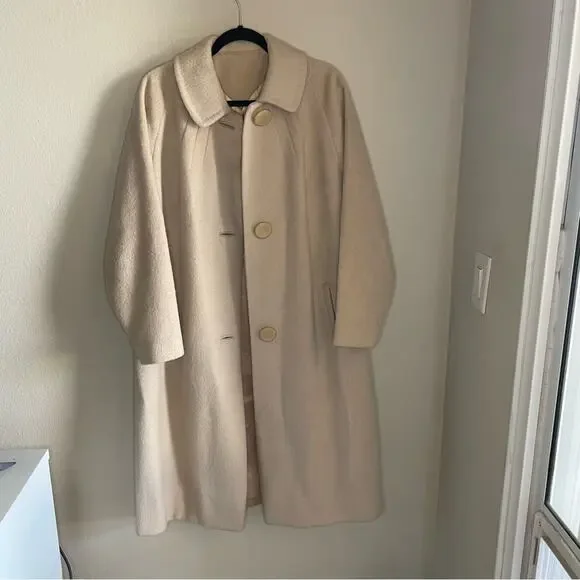 Vintage Cream Women's Coat - Picture 2 of 14